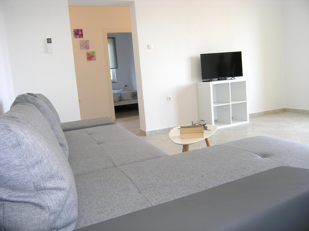Apartman Danijel 크르크 외부 사진