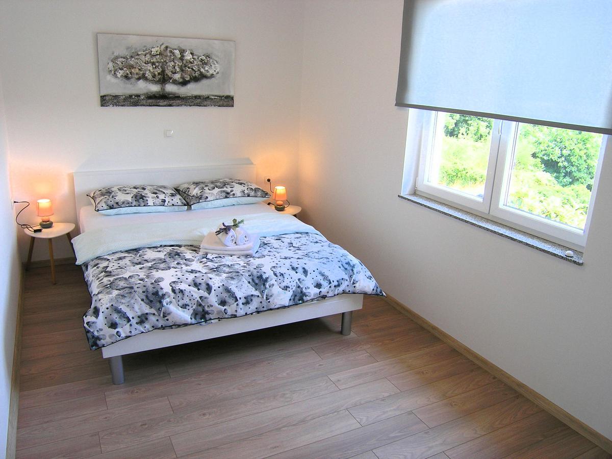 Apartman Danijel 크르크 외부 사진