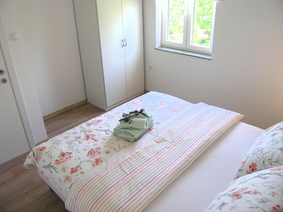 Apartman Danijel 크르크 외부 사진