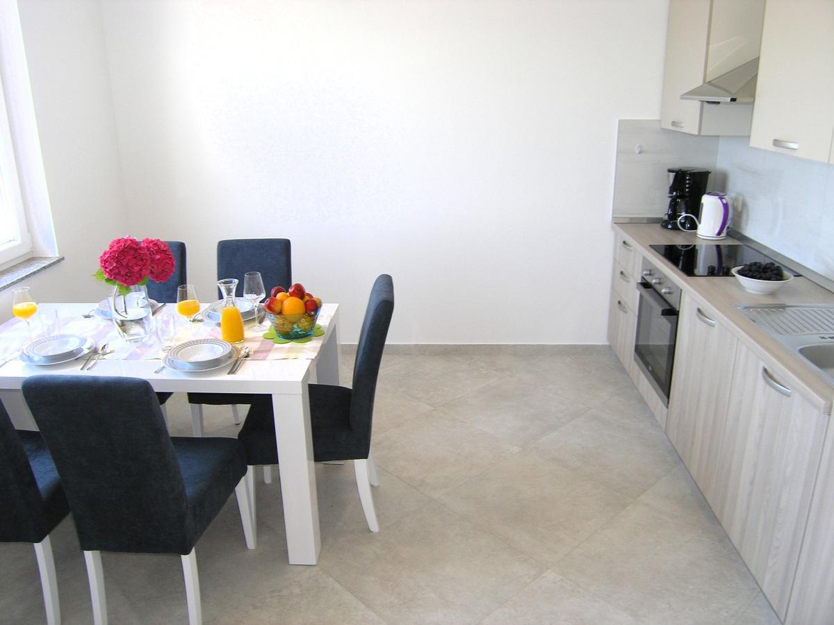 Apartman Danijel 크르크 외부 사진