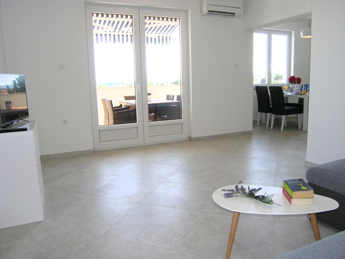 Apartman Danijel 크르크 외부 사진
